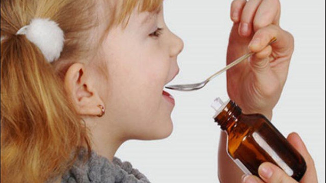Trình Dược viên hướng dẫn sử dụng thuốc bổ tốt cho con